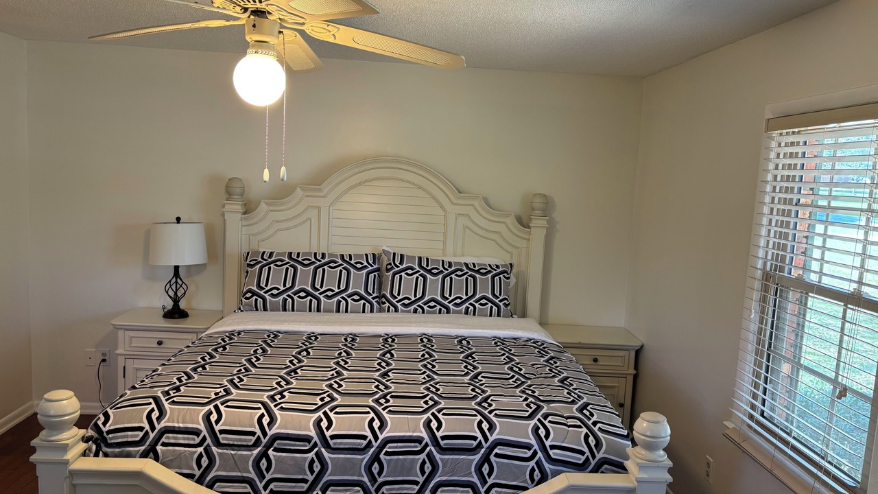 Photo of Bedroom in Albany