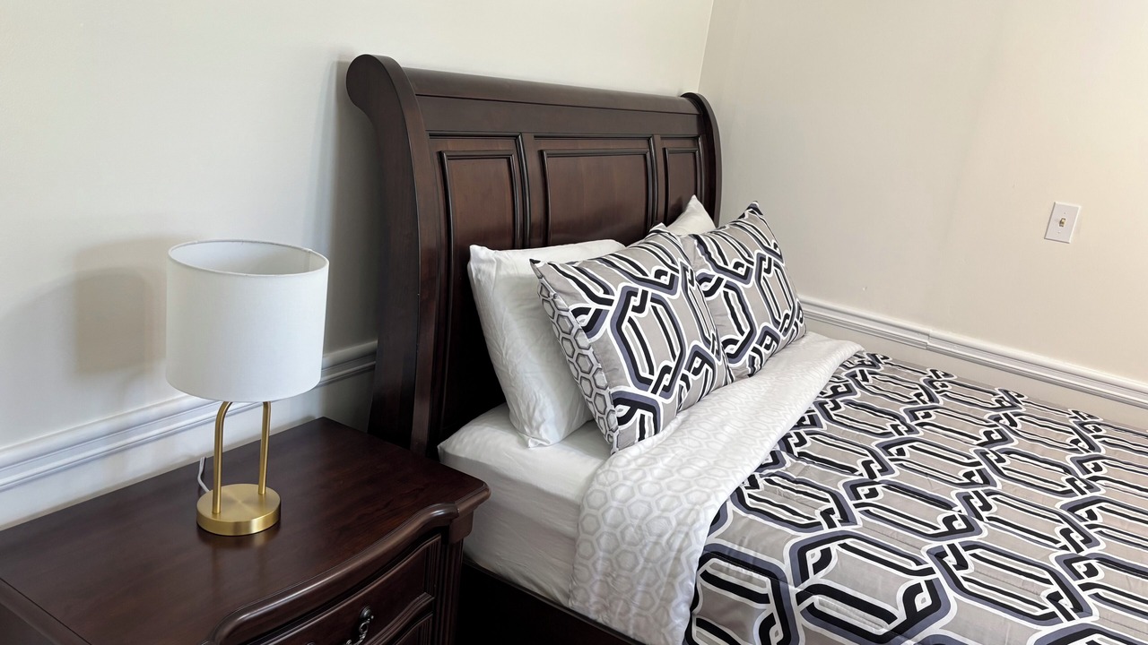 Photo of Bedroom in Albany
