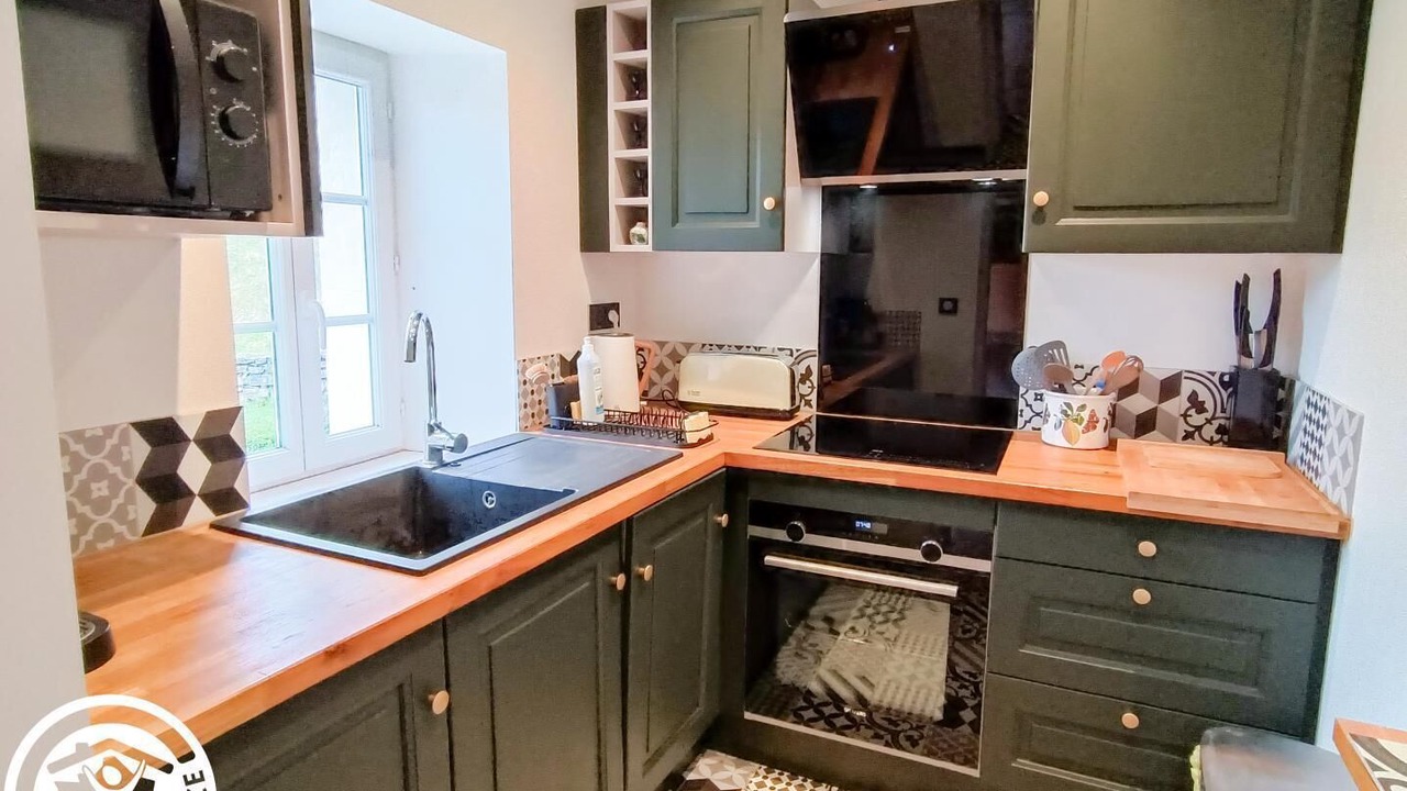 Photo of Kitchen in Camburat
