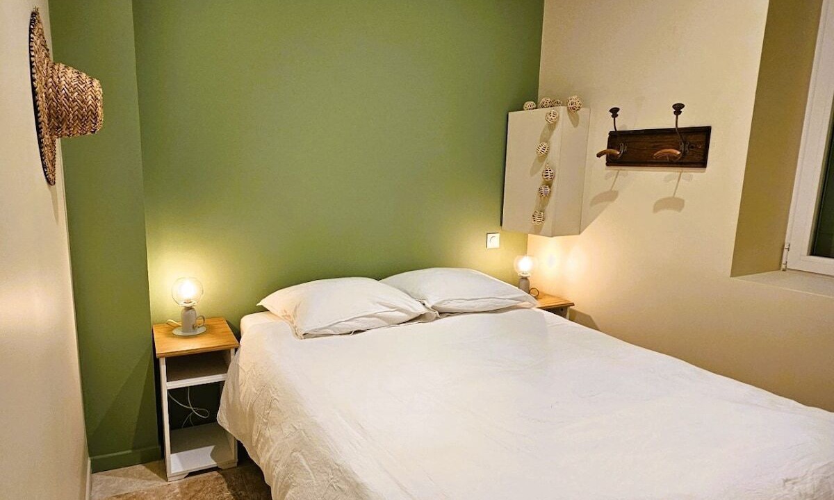 Photo of Bedroom in Genas