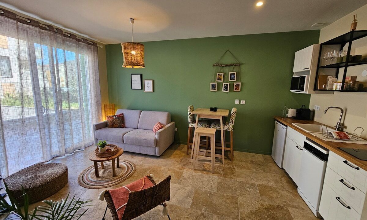 Photo of Livingroom in Genas