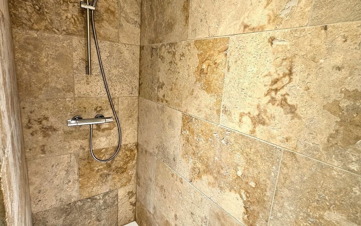 Photo of Bathroom in Genas