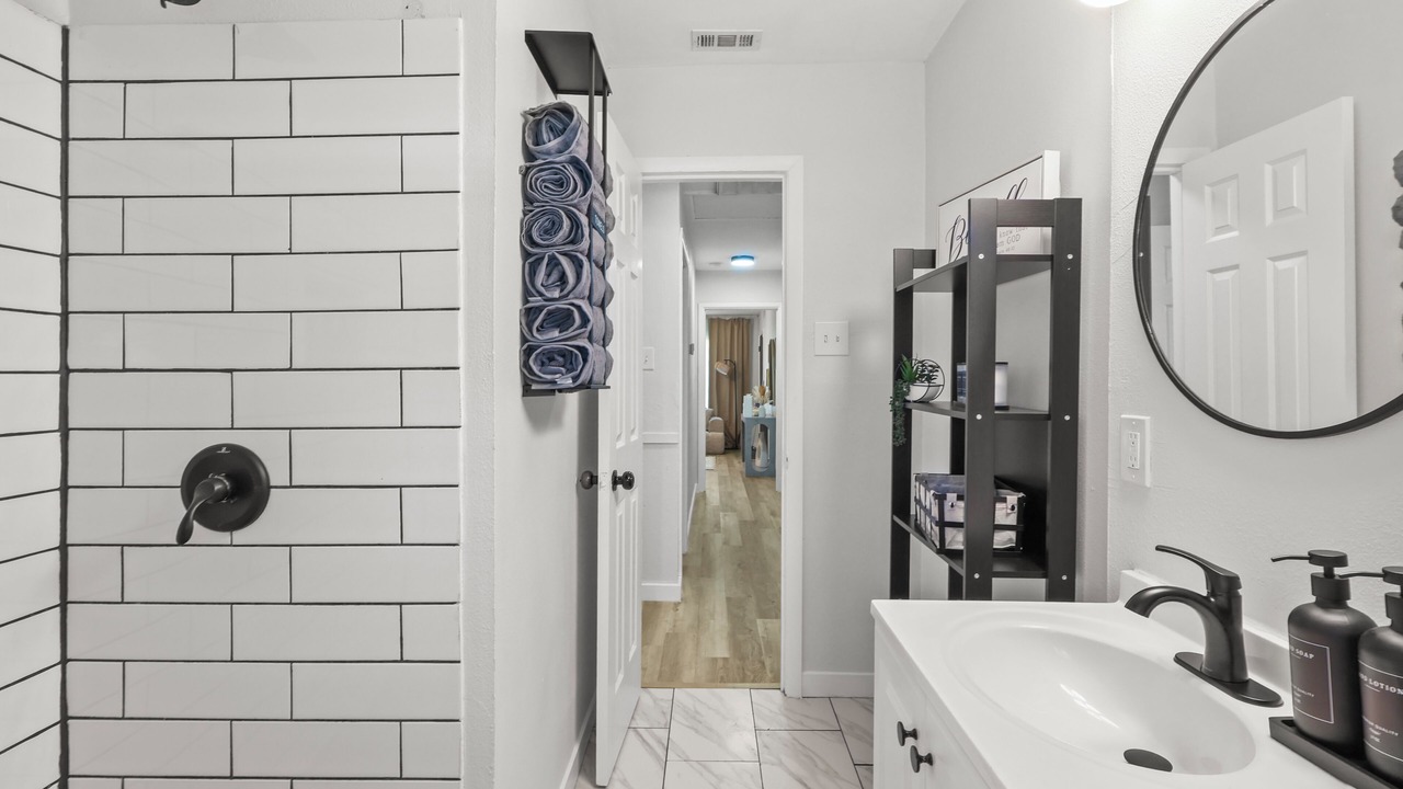 Photo of Bathroom in Cedar Crest
