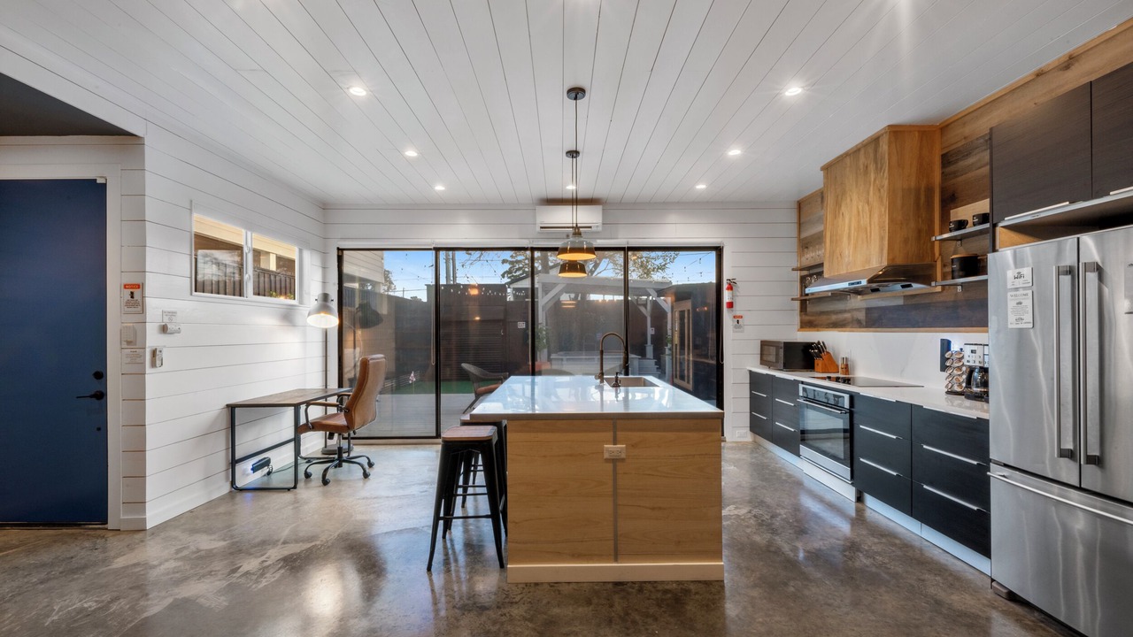 Photo of Kitchen in Garden Oaks