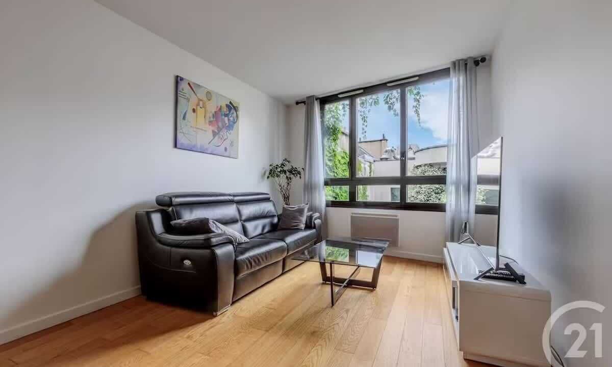 Photo of Livingroom in Quartier de la Folie-Mericourt