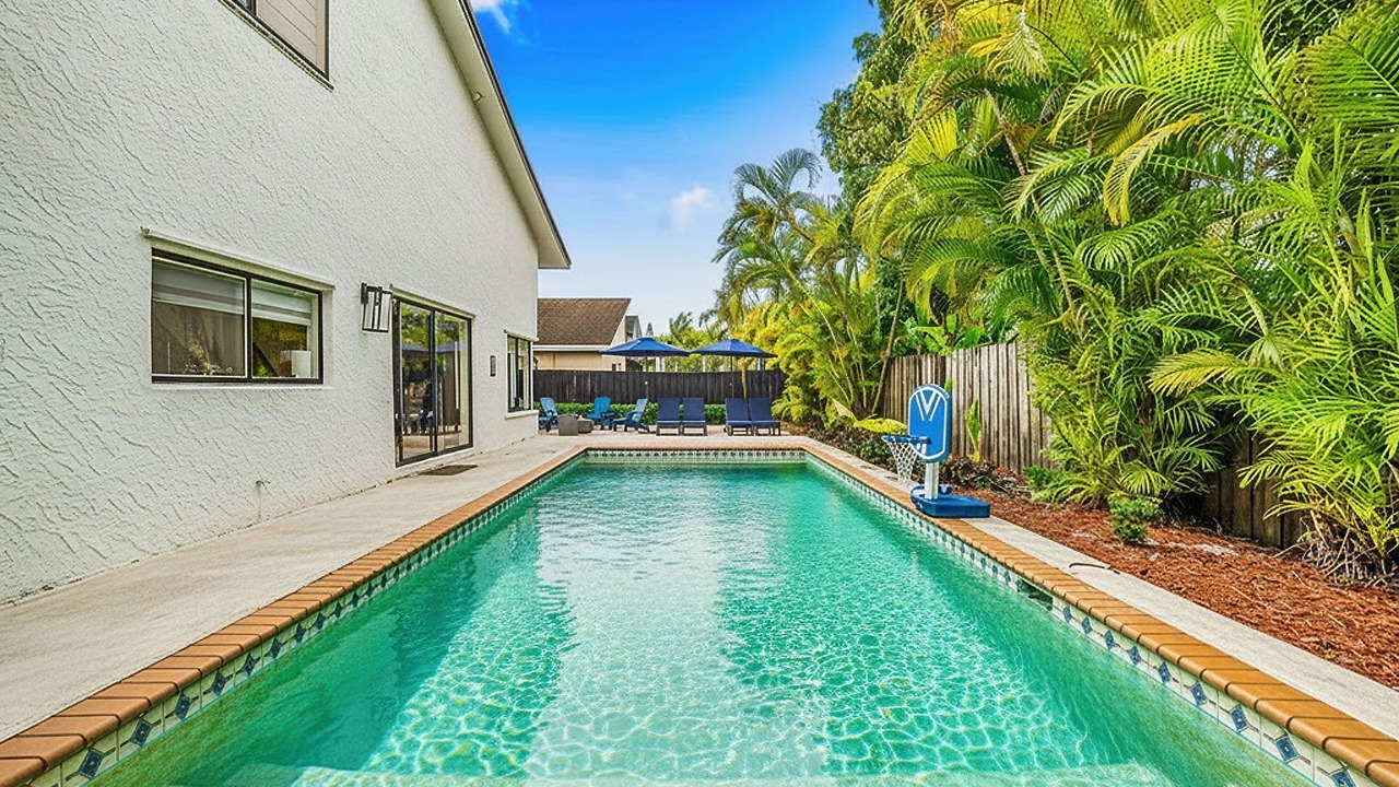 Photo of Outdoor in The Hammocks