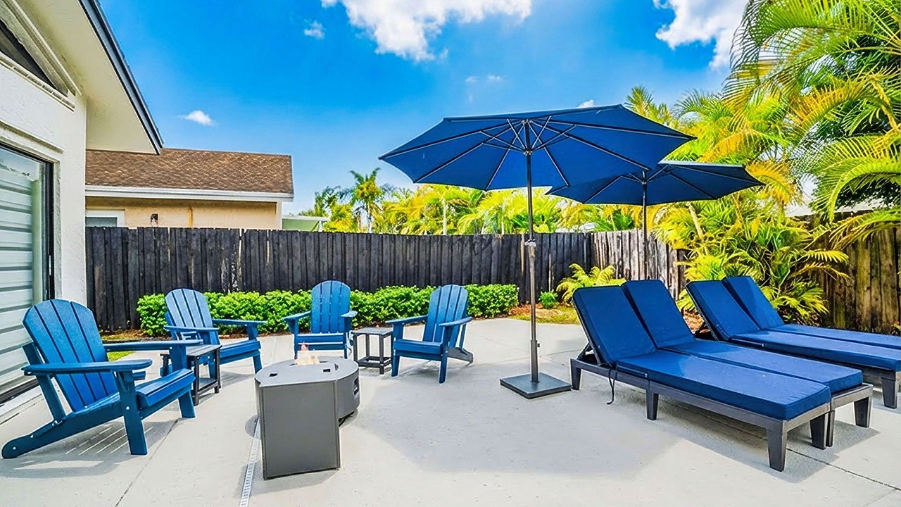 Photo of Outdoor in The Hammocks