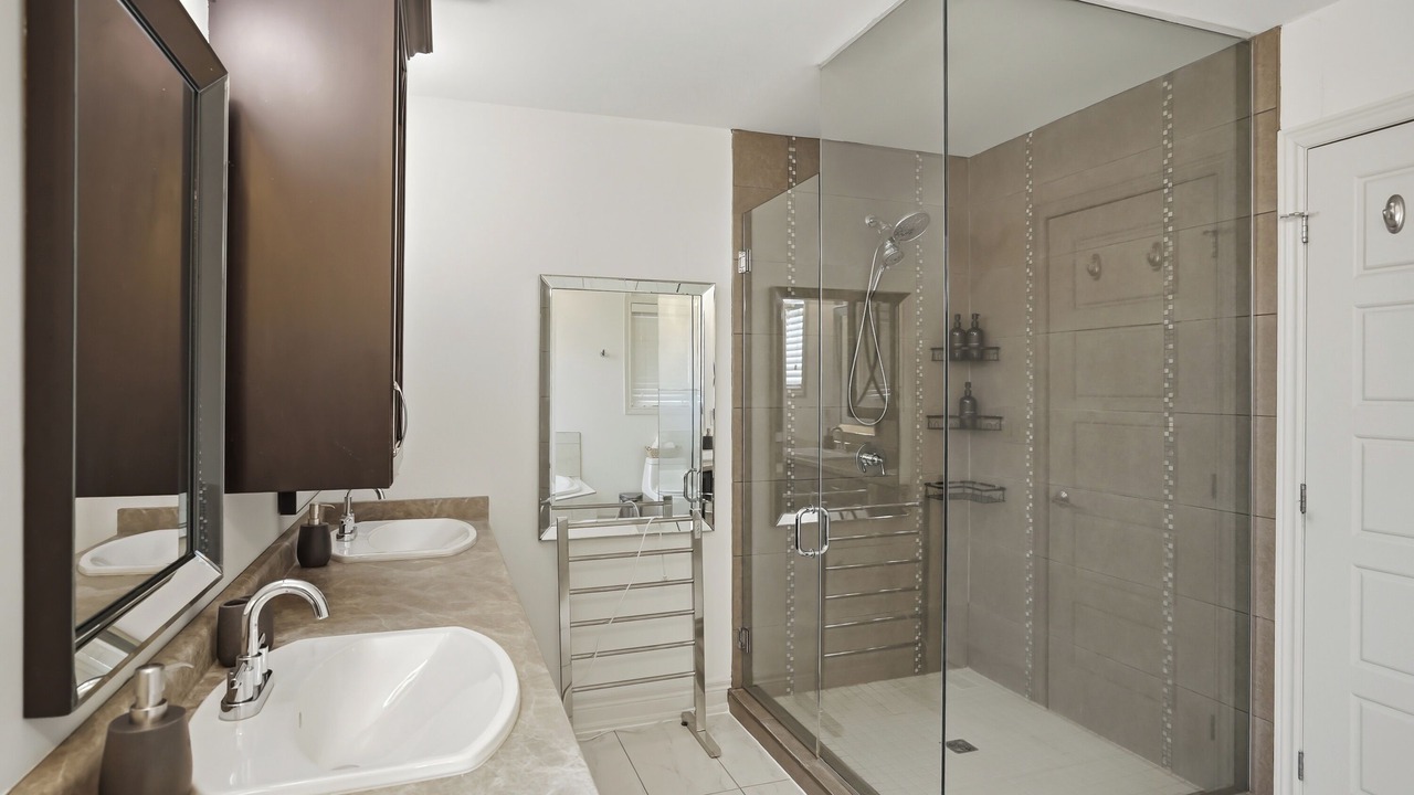Photo of Bathroom in Welland