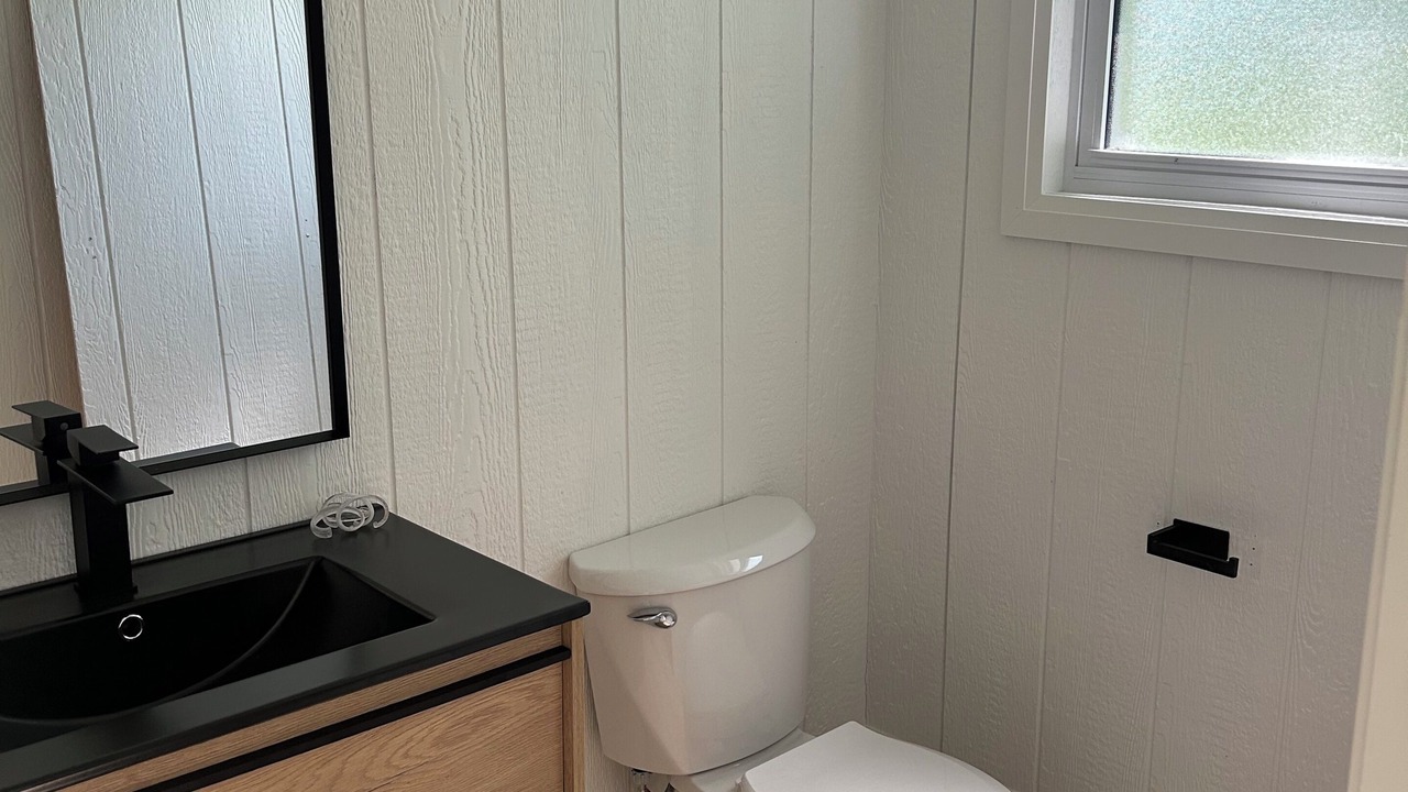 Photo of Bathroom in Isaacs Glen
