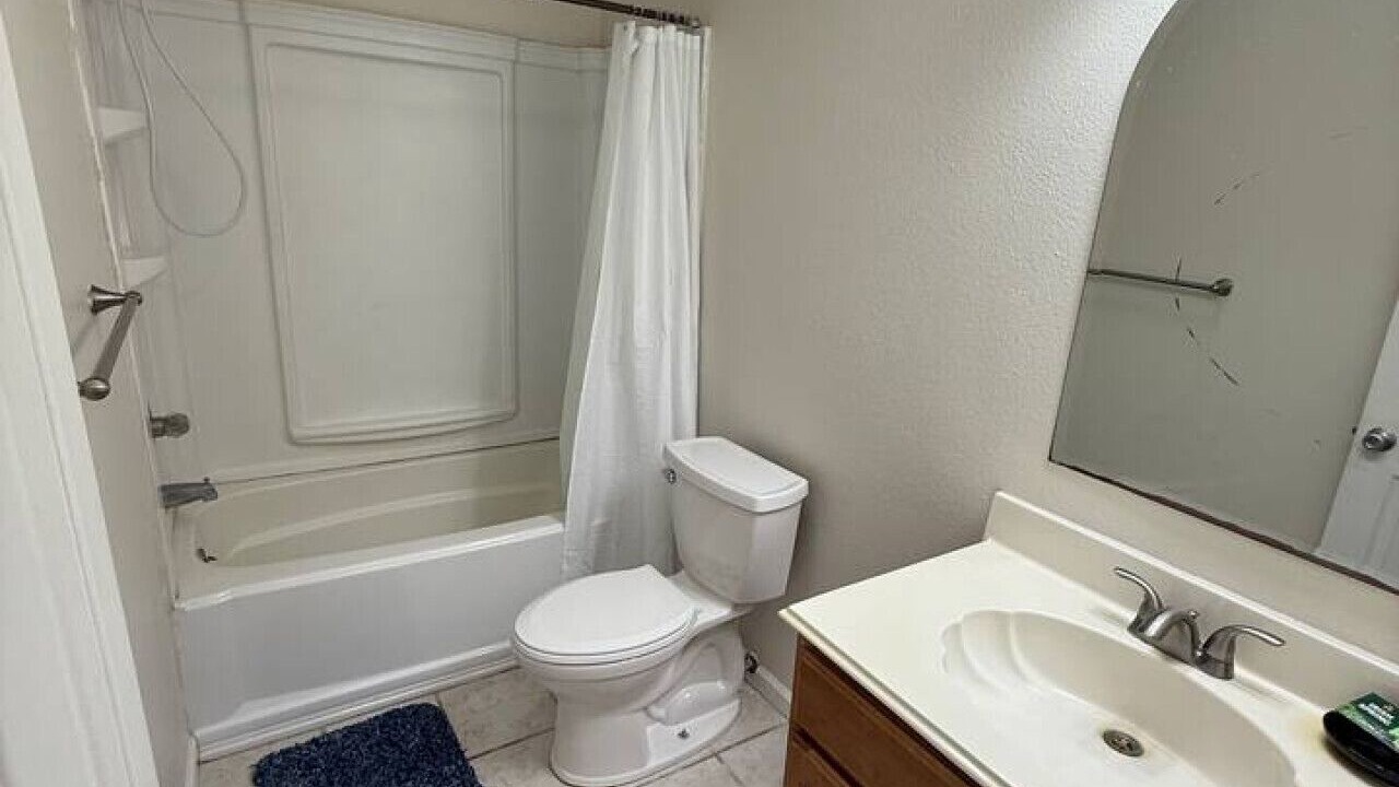 Photo of Bathroom in Sulphur