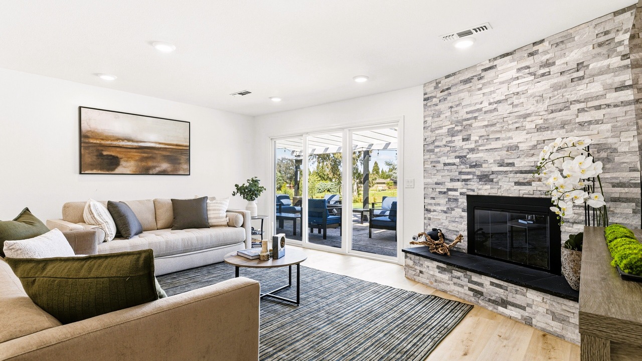 Photo of Livingroom in Granite Bay
