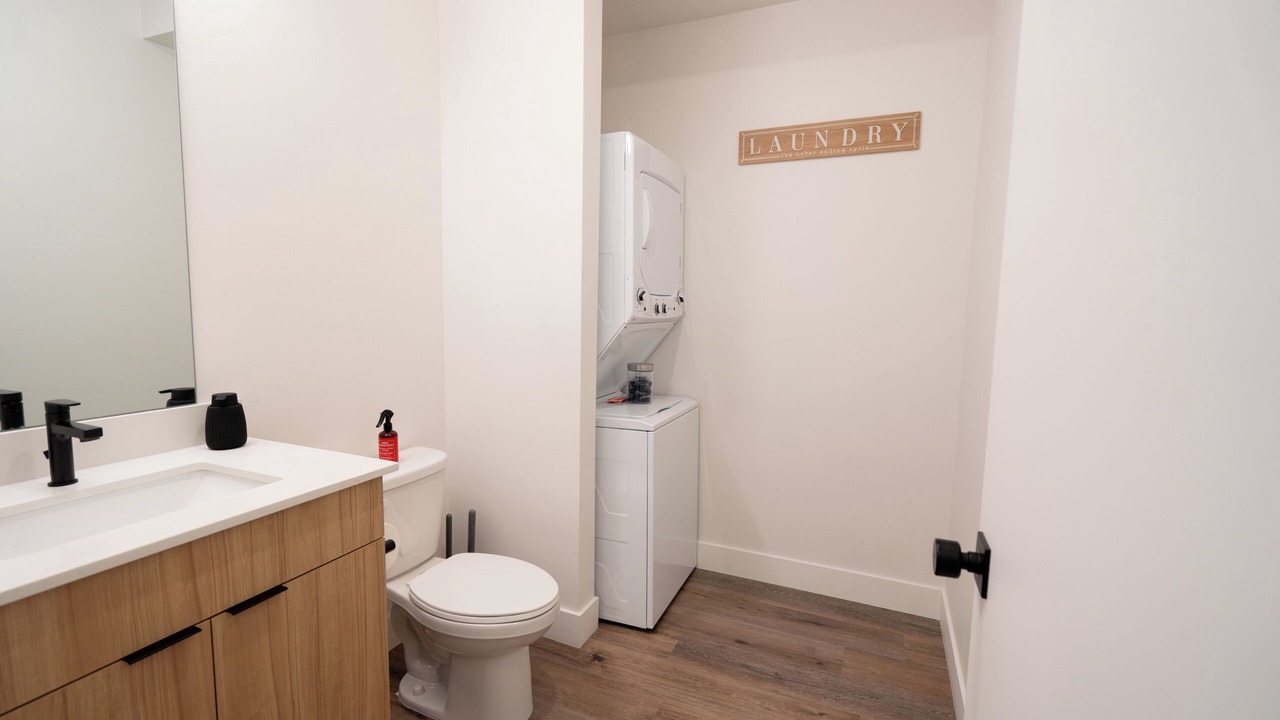 Photo of Bathroom in Poplar Grove