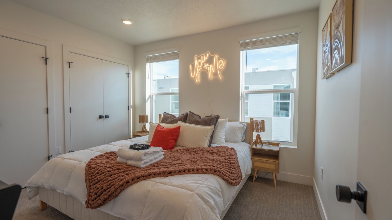 Photo of Bedroom in Poplar Grove