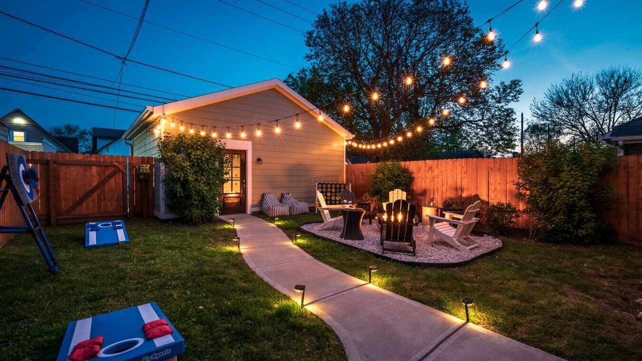 Photo of Patio Balcony in Fountain Square
