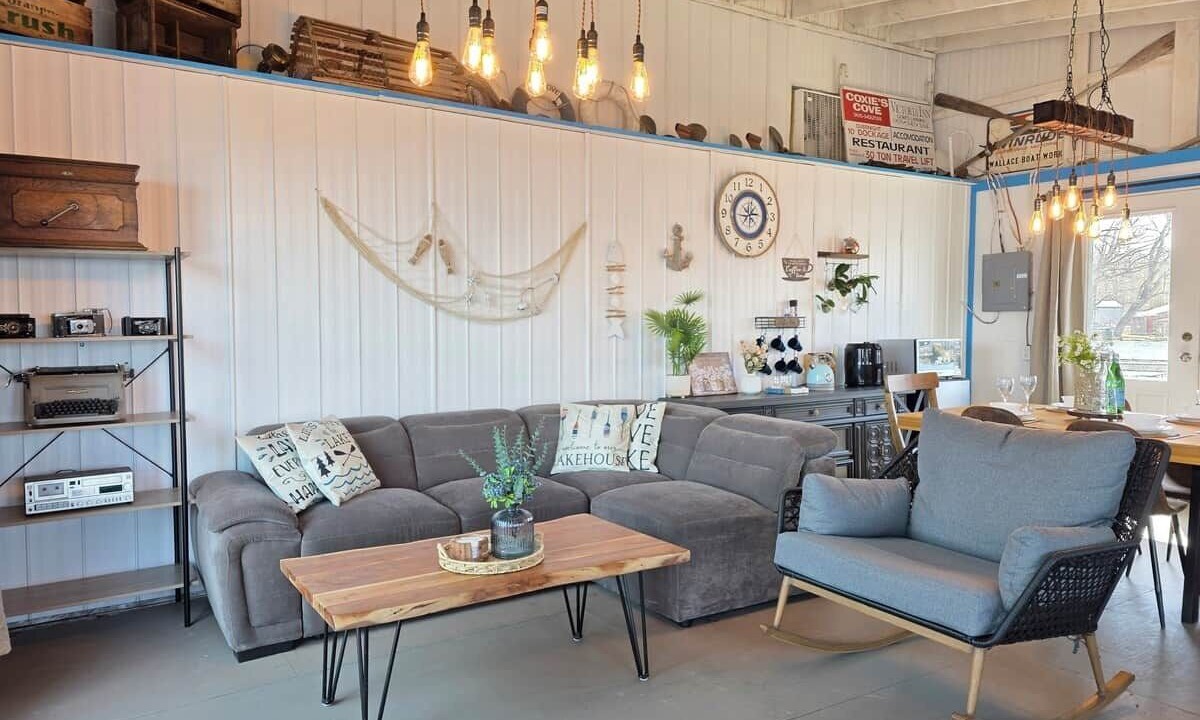 Photo of Livingroom in Gores Landing