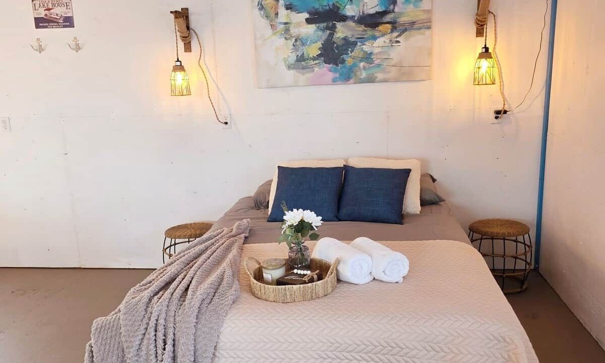 Photo of Bedroom in Gores Landing
