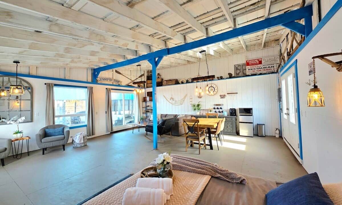 Photo of Livingroom in Gores Landing