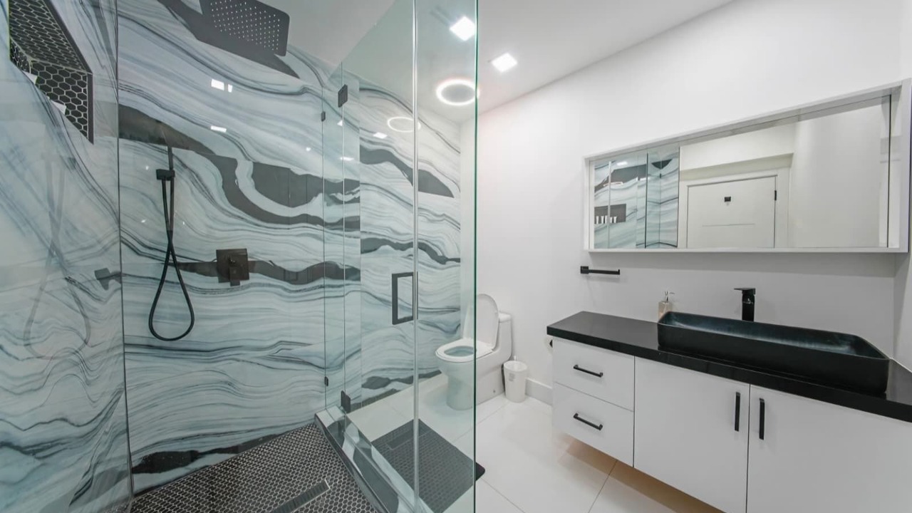 Photo of Bathroom in Tamiami
