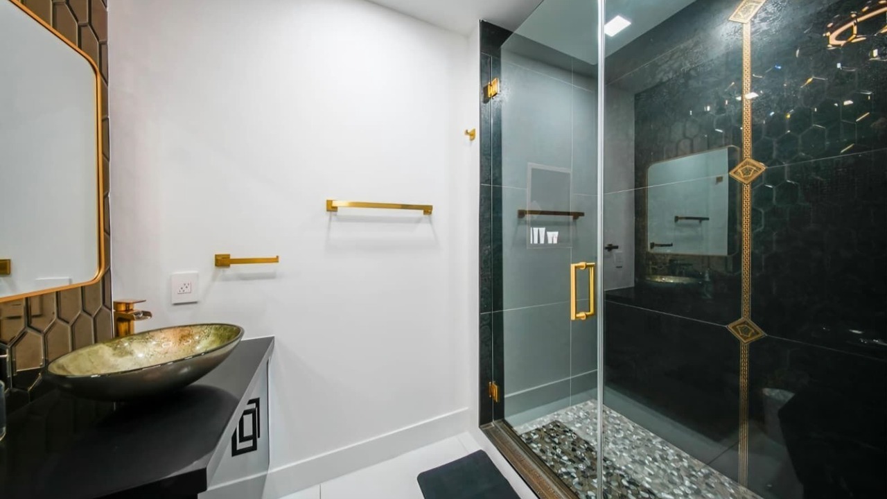 Photo of Bathroom in Tamiami