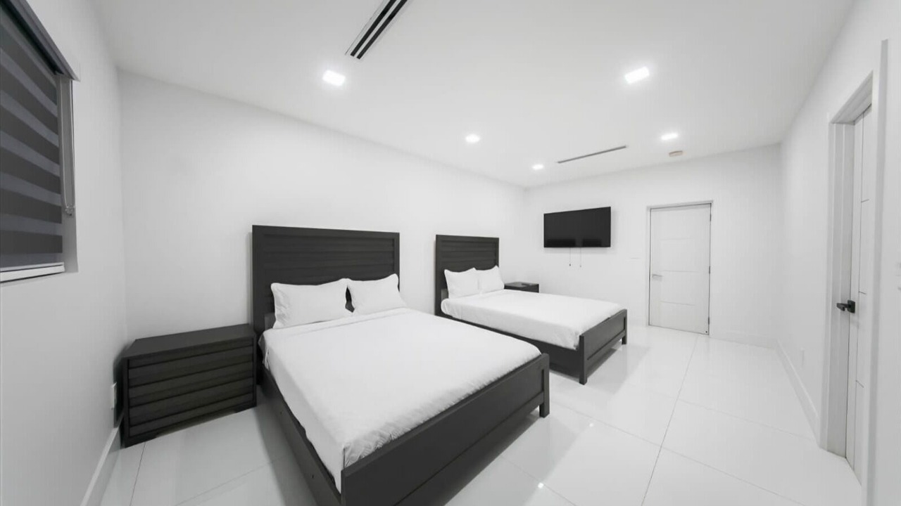 Photo of Bedroom in Tamiami