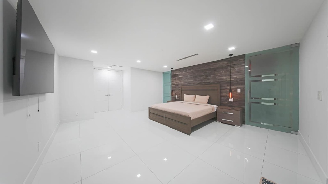 Photo of Bedroom in Tamiami