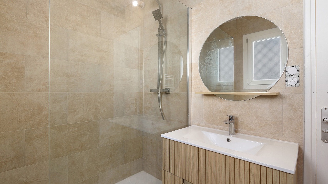 Photo of Bathroom in Eybens
