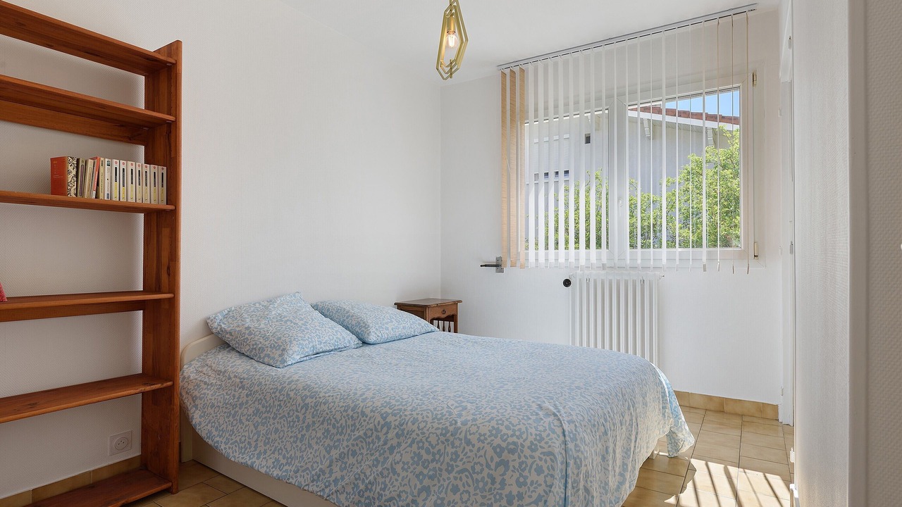 Photo of Bedroom in Eybens