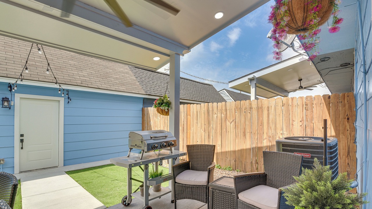 Photo of Patio Balcony in La Porte