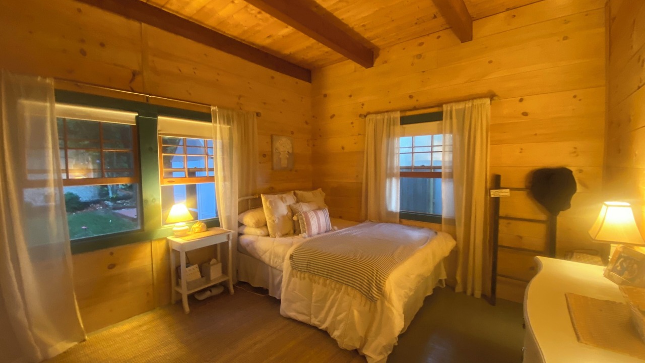 Photo of Bedroom in Acton