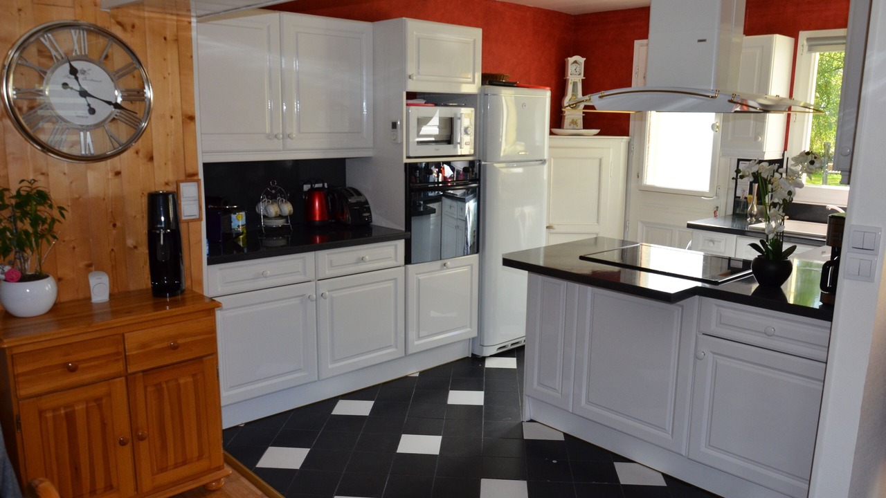 Photo of Kitchen in Plumergat