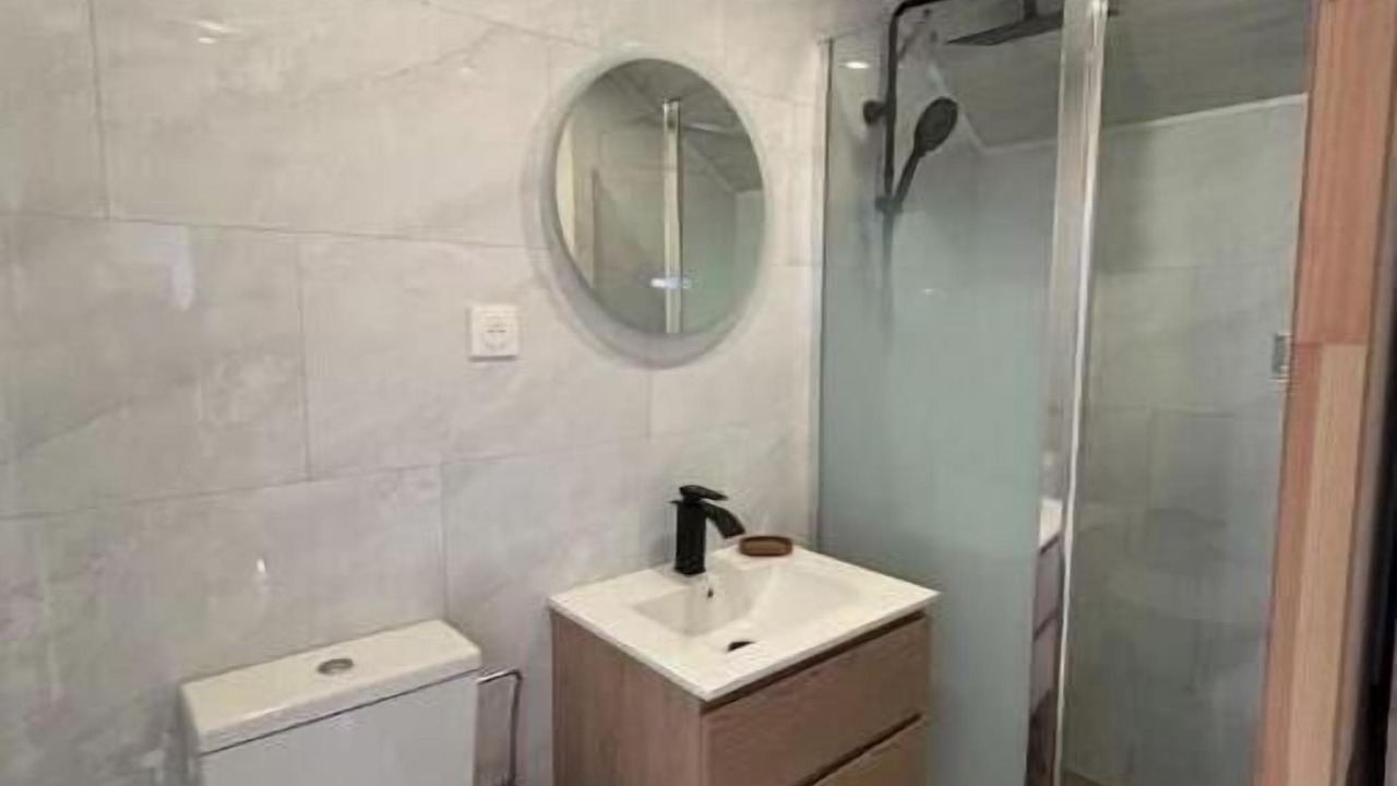 Photo of Bathroom in Eteignieres