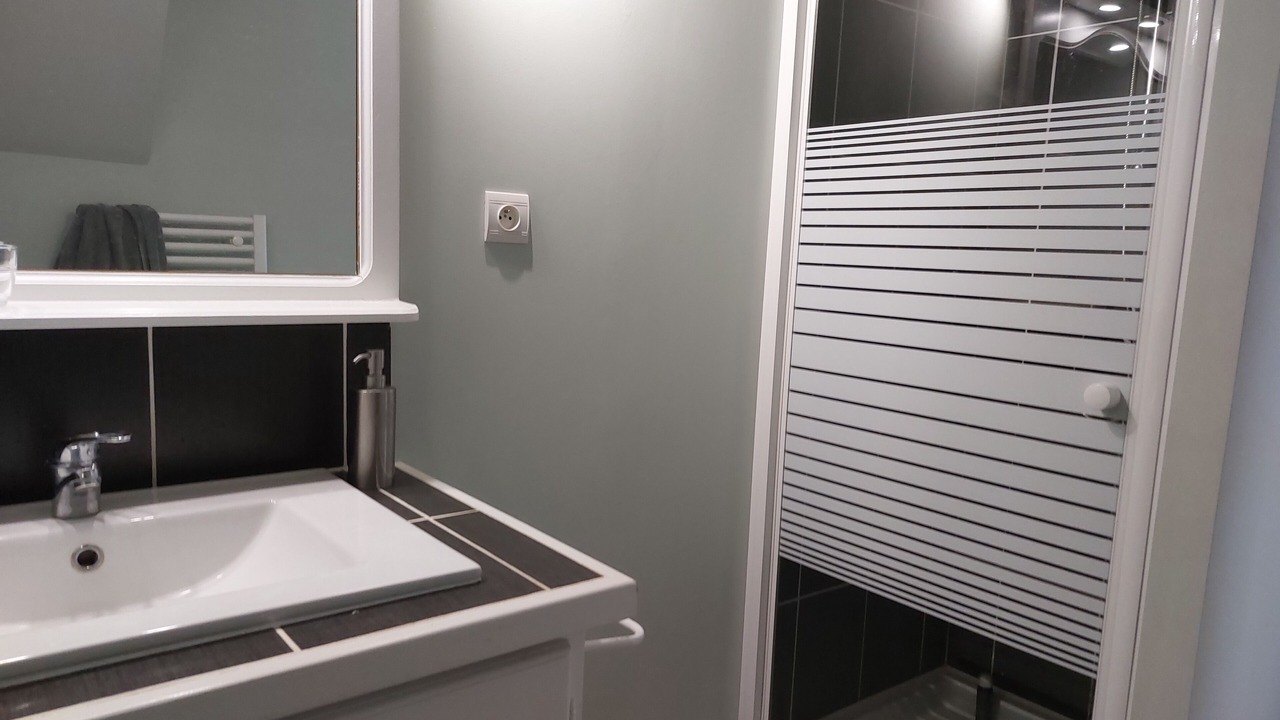 Photo of Bathroom in Lablachere