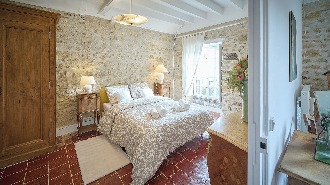 Photo of Bedroom in Pirmil