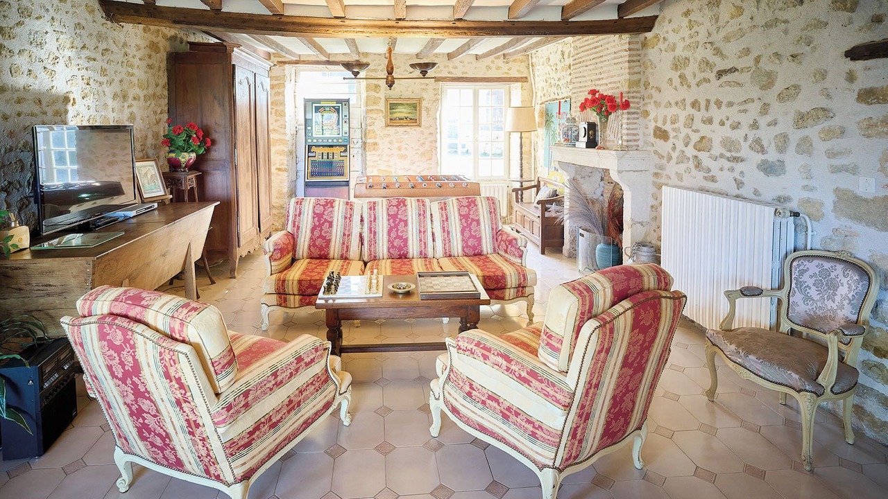 Photo of Livingroom in Pirmil