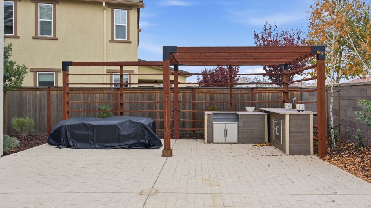 Photo of Patio Balcony in Lathrop