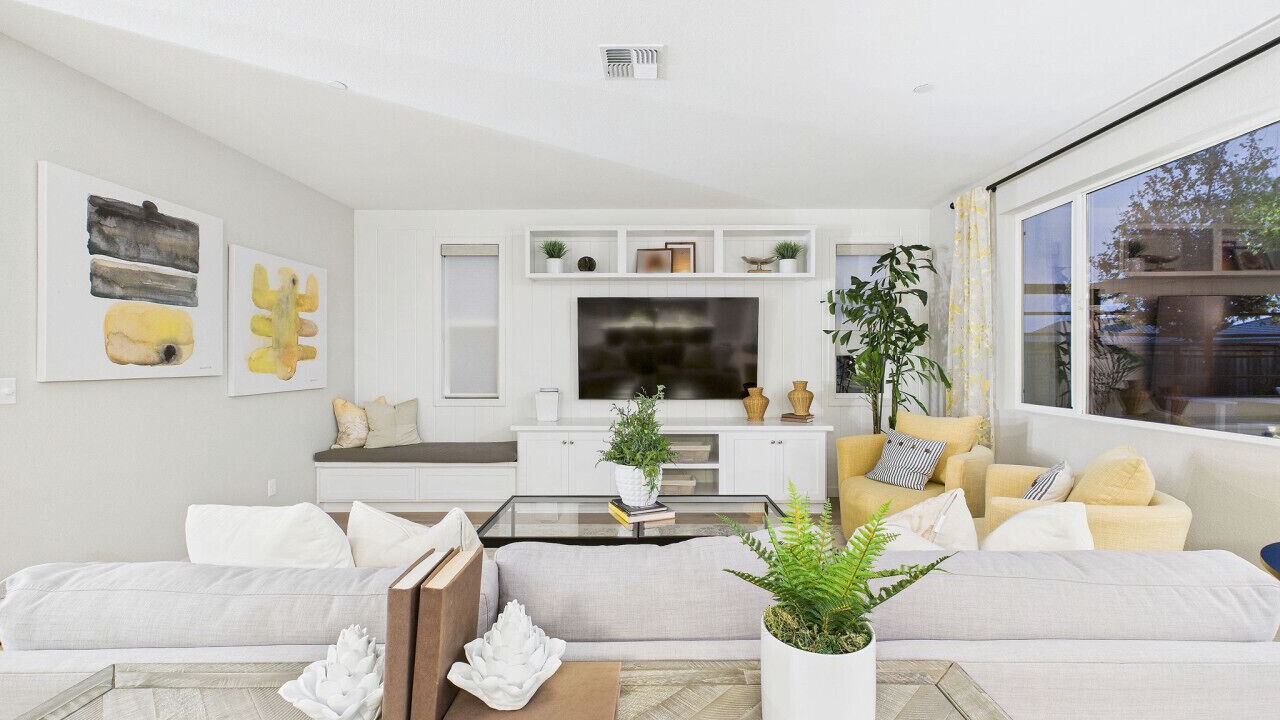 Photo of Livingroom in Lathrop
