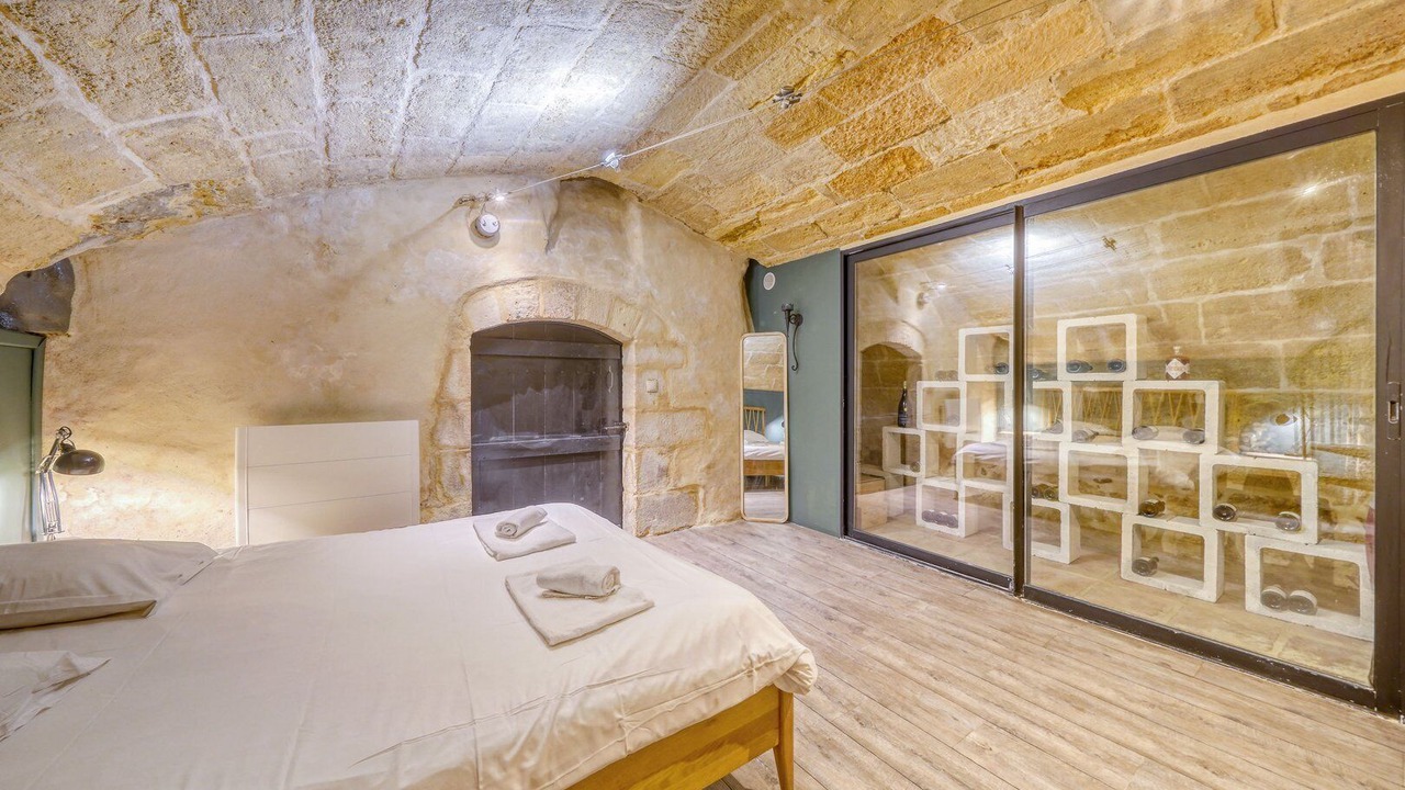 Photo of Bedroom in Hotel de Ville - Quinconces