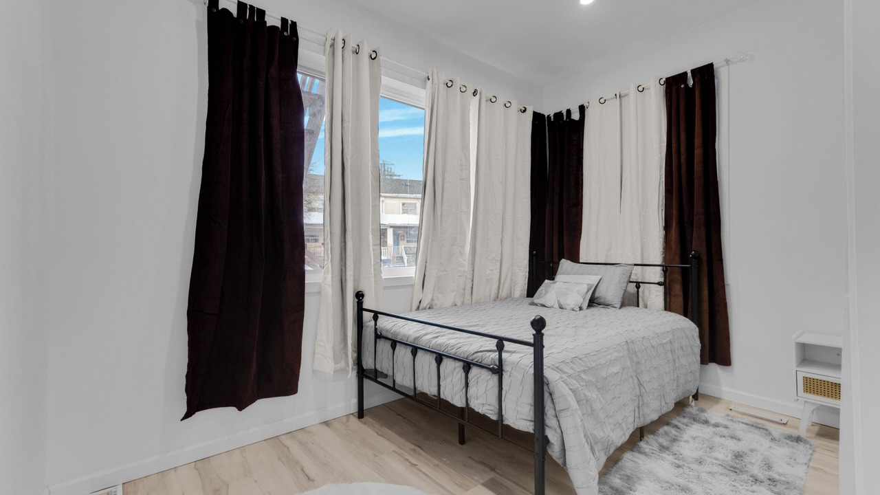 Photo of Bedroom in Earlscourt