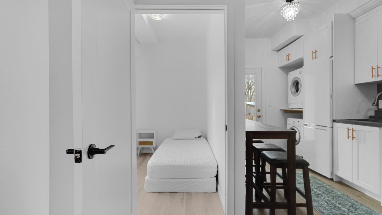 Photo of Bedroom in Earlscourt