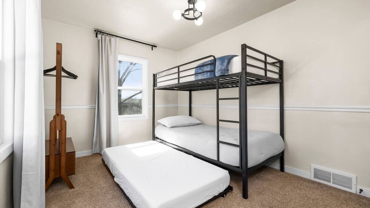 Photo of Bedroom in Orem