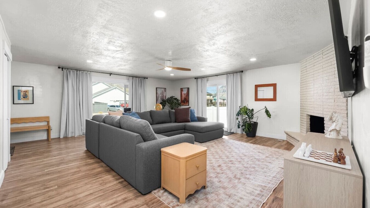 Photo of Livingroom in Orem