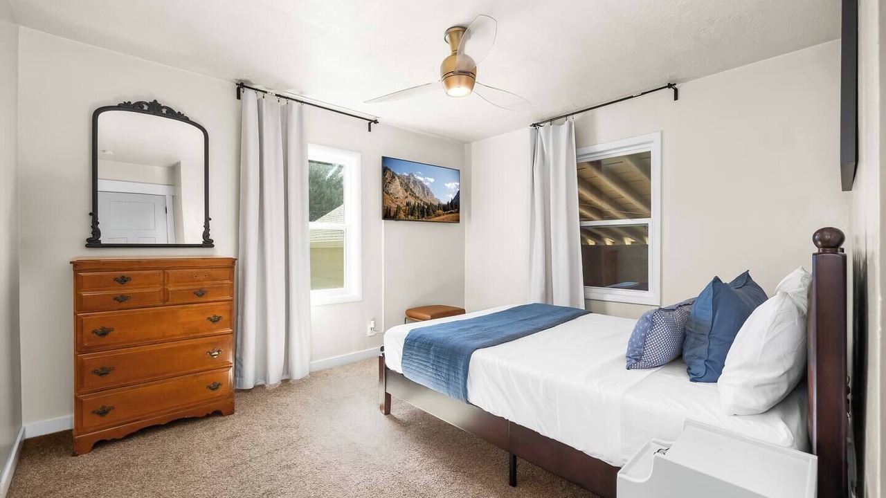 Photo of Bedroom in Orem