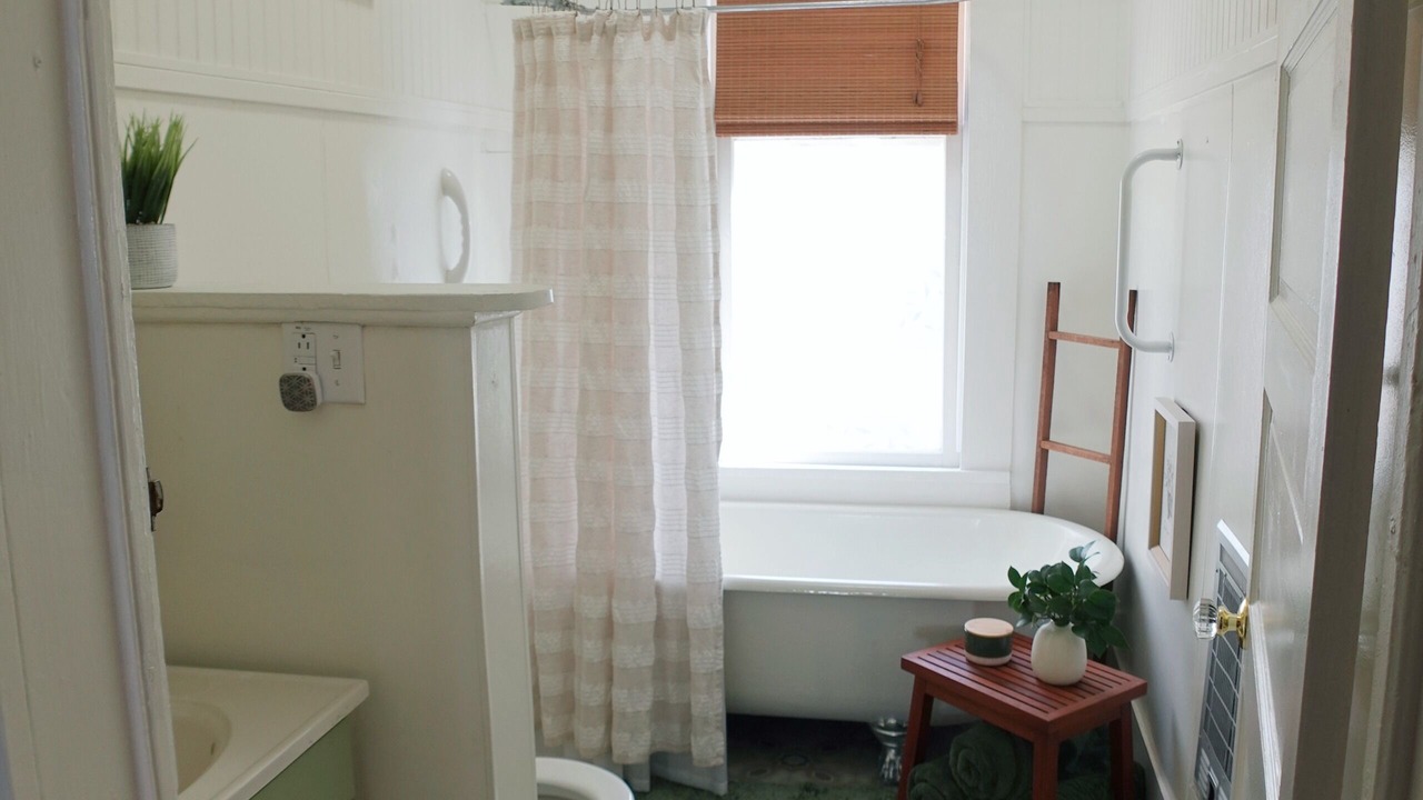 Photo of Bathroom in Mount Olive