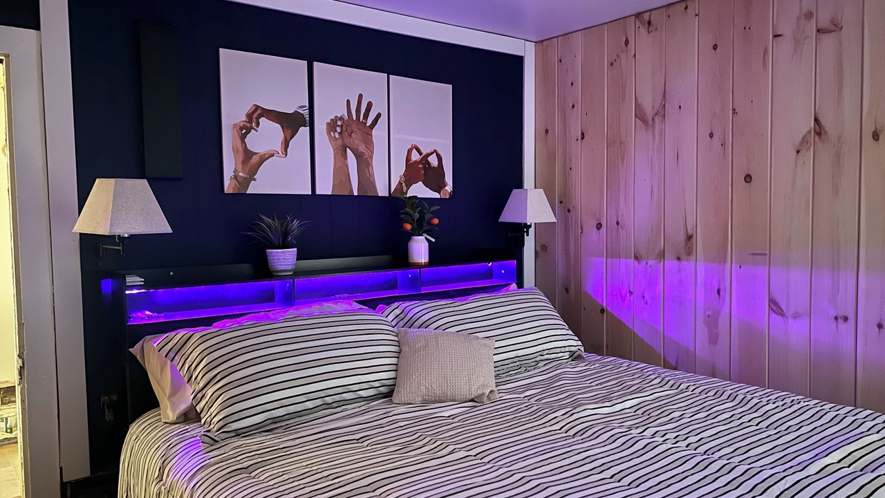 Photo of Bedroom in Stockade Historic District
