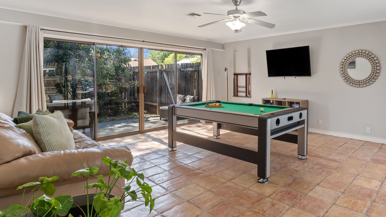 Photo of Livingroom in North San Antonio - SAT