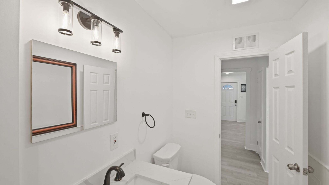 Photo of Bathroom in Franklinton