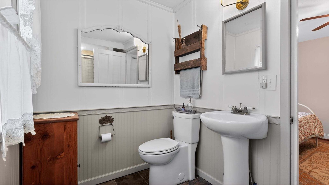 Photo of Bathroom in Gettysburg
