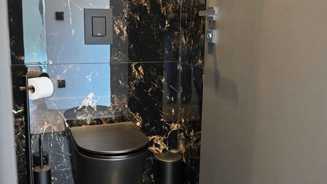 Photo of Bathroom in Pennedepie
