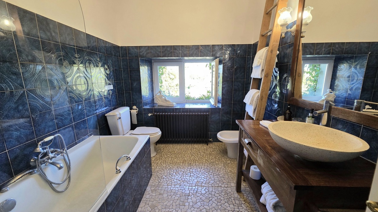 Photo of Bedroom in Dirac