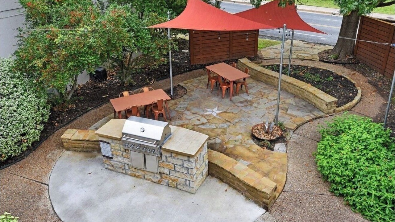 Photo of Outdoor in West Campus